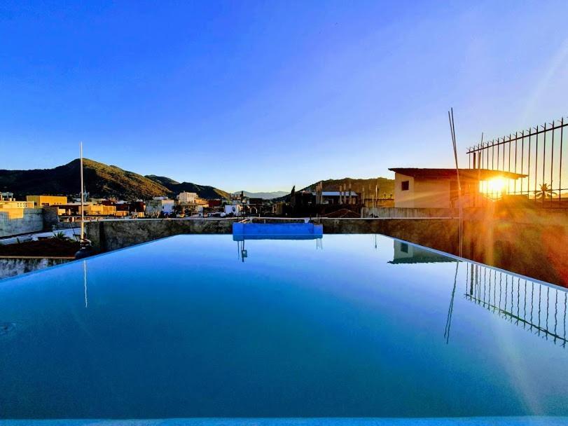 زيهواتانيجو Hotel Amueblados Gaby المظهر الخارجي الصورة