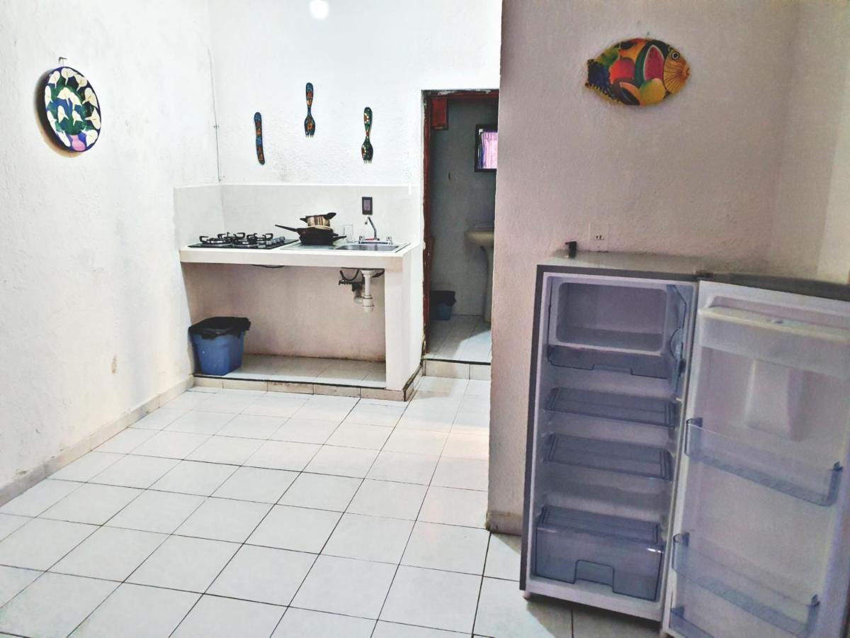 زيهواتانيجو Hotel Amueblados Gaby المظهر الخارجي الصورة